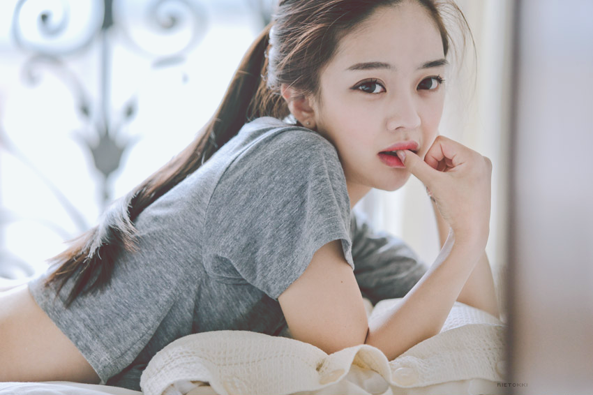 Ulzzang Beauty 'Requirements' 